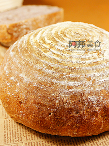 葡萄种乡村面包[点击放大]